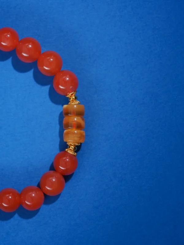 South Red Agate Bracelet with Oval Honey Amber Beads