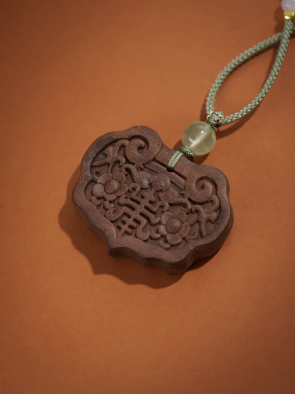 Qingmiao Xiang Incense Peace Lock Necklace