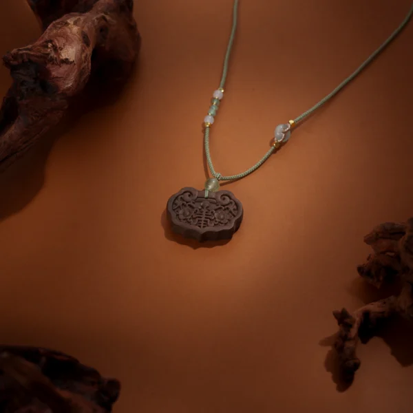 Qingmiao Xiang Incense Peace Lock Necklace